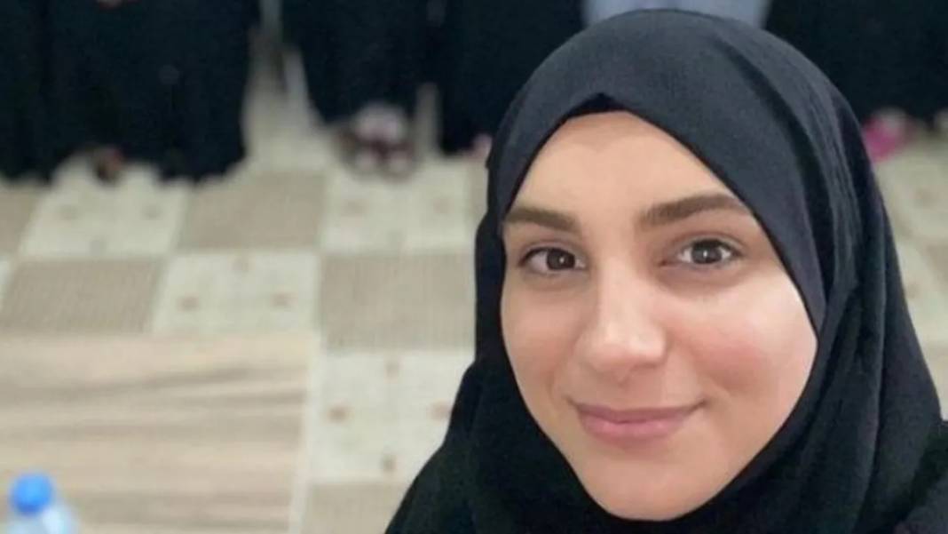 Popstar Özlem’in son hali olay oldu! Tesettürü bıraktı, estetikle bambaşka biri oldu 5